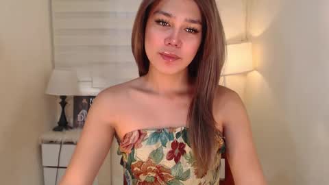 Snapshot of skyllerkent chatting on 02-17-25, 02:31 Sky online show from 02-17-25, 02:31