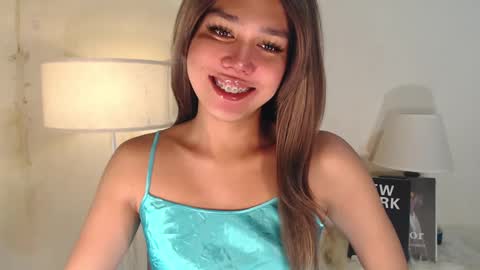 Snapshot of skyllerkent chatting on 03-04-25, 11:11 Sky online show from 03-04-25, 11:11