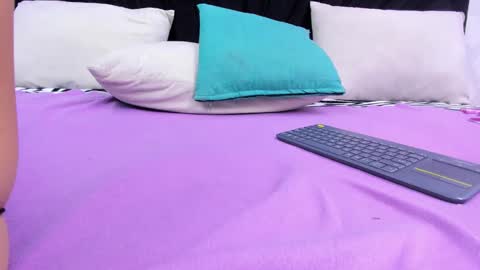 Skynny online show from 02-21-25, 06:18