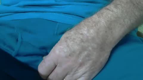 Snapshot of skypylot chatting on 09-28-25, 04:56 ResqPylot2 online show from 09-28-25, 04:56