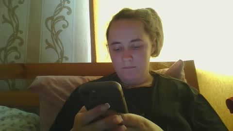 skyressie333 online show from 10-13-25, 11:10