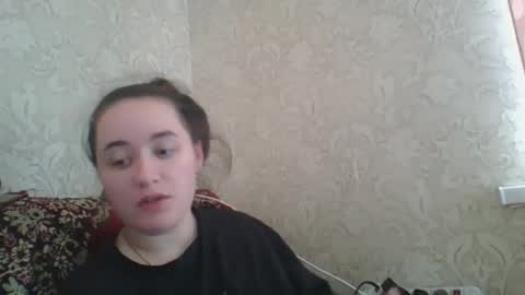 skyressie333 online show from 10-29-25, 06:59