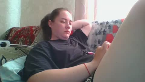 Snapshot of skyressie333 chatting on 07-15-26, 06:18 skyressie333 online show from 07-15-26, 06:18
