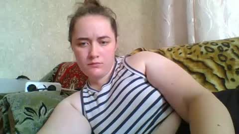 Snapshot of skyressie333 chatting on 07-30-26, 12:48 skyressie333 online show from 07-30-26, 12:48