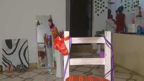 Bella online show from 11-10-25, 11:37