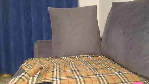 Bella online show from 11-30-25, 08:02