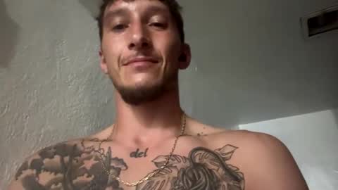 Snapshot of skyydaddy9 chatting on 10-13-25, 06:24 skyydaddy9 online show from 10-13-25, 06:24