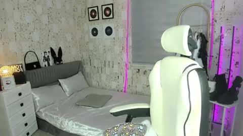 Alexandria my love online show from 02-22-25, 05:55