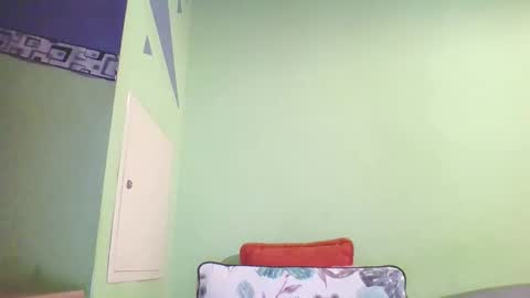 Snapshot of slaveboy32bi chatting on 01-13-26, 10:37 slave boy perwers bdsmFEMDOM online show from 01-13-26, 10:37