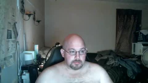 Snapshot of slavejim518 chatting on 01-20-25, 05:04 slavejim online show from 01-20-25, 05:04