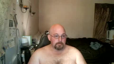Snapshot of slavejim518 chatting on 02-16-25, 05:15 slavejim online show from 02-16-25, 05:15