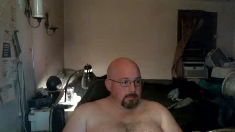 Snapshot of slavejim518 chatting on 09-20-25, 05:41 slavejim online show from 09-20-25, 05:41