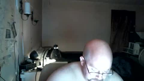 Snapshot of slavejim518 chatting on 12-01-25, 12:48 slavejim online show from 12-01-25, 12:48