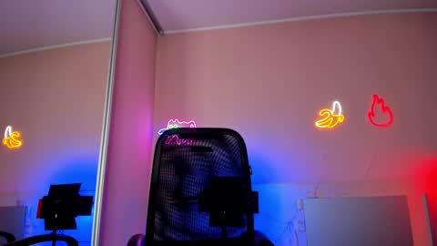 Slemgem Amy  friends online show from 02-13-25, 10:11