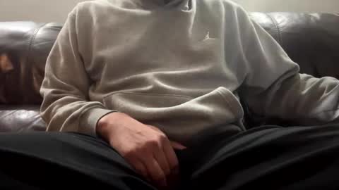 Snapshot of slick2285 chatting on 10-27-25, 07:12 slick2285 online show from 10-27-25, 07:12