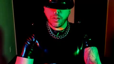 Snapshot of slick_evo chatting on 12-24-24, 05:05 slick_evo online show from 12-24-24, 05:05