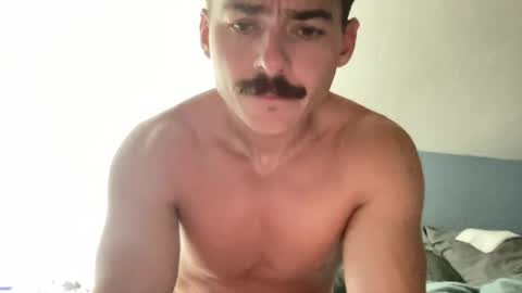 Snapshot of slickmass chatting on 08-07-26, 03:19 SlickMass online show from 08-07-26, 03:19