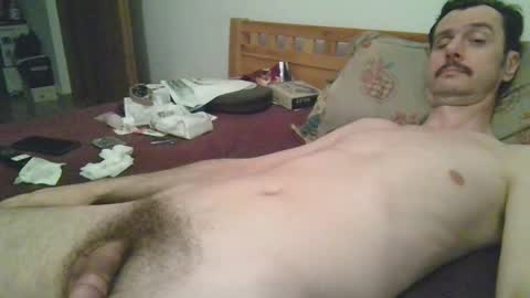 Snapshot of slim38 chatting on 01-10-26, 01:40 Alin online show from 01-10-26, 01:40