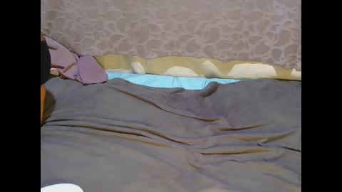 slim_girl01 online show from 01-15-26, 07:24