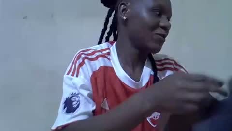 slim_girl3 online show from 09-17-25, 04:52