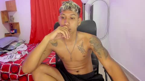 slim_master12 online show from 02-11-25, 02:14