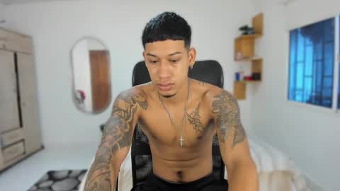 slim_master12 online show from 09-10-25, 11:43