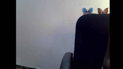 Teddy online show from 10-18-25, 07:36