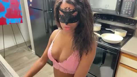 Barbie Stylebender online show from 01-22-25, 04:23