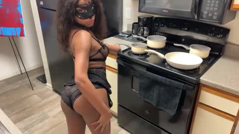 Barbie Stylebender online show from 01-27-25, 04:09