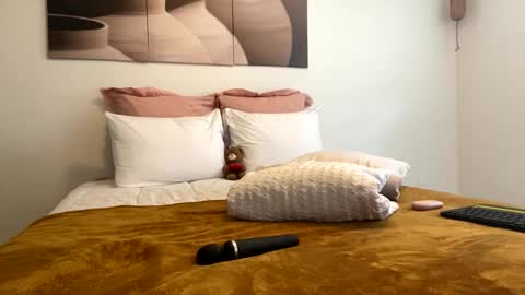 Barbie Stylebender online show from 09-22-25, 06:10