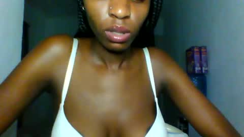 slimandthick1 online show from 04-03-26, 09:46