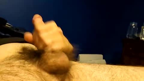 Snapshot of slimglimmer chatting on 11-12-25, 12:22 Slimglimmer online show from 11-12-25, 12:22