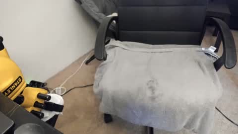 Slimguerrilla online show from 02-25-25, 08:09