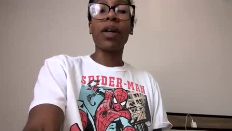 Snapshot of slimmmgooodiexoxo chatting on 10-13-25, 02:39 slimmmgooodiexoxo online show from 10-13-25, 02:39