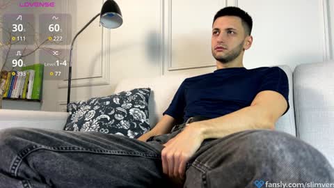 Art  online show from 01-08-25, 06:52