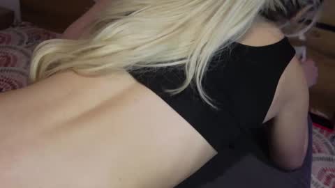 Snapshot of sloppy_slut_420 chatting on 10-14-25, 07:03 Stiven and Laura online show from 10-14-25, 07:03