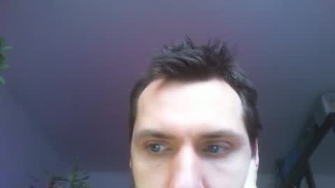 Snapshot of slowsportnaked chatting on 10-20-25, 06:03 slowsportnaked online show from 10-20-25, 06:03