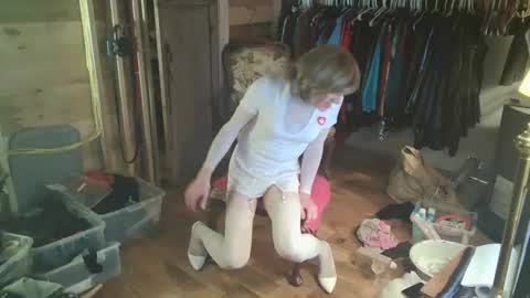 slutjennifertransxx online show from 03-06-26, 03:47