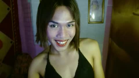 Snapshot of slutqueen_raz chatting on 10-11-25, 10:08 Raz online show from 10-11-25, 10:08