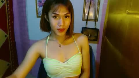 Snapshot of slutqueen_raz chatting on 11-09-25, 03:49 Raz online show from 11-09-25, 03:49