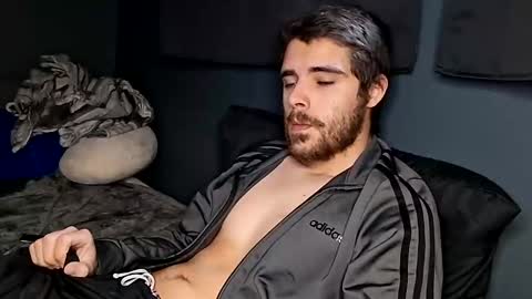 Snapshot of slutsandblunts chatting on 03-03-26, 06:47 slutsandblunts online show from 03-03-26, 06:47