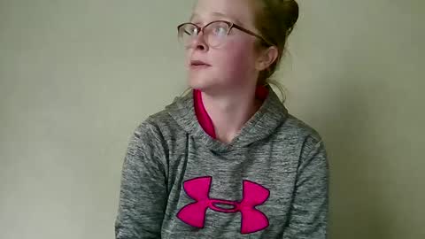 Snapshot of slutty_redhead3 chatting on 09-21-25, 04:30 Slutty redhead3 online show from 09-21-25, 04:30