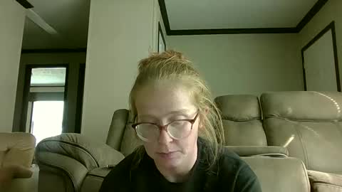 Snapshot of slutty_redhead3 chatting on 09-22-25, 03:03 Slutty redhead3 online show from 09-22-25, 03:03