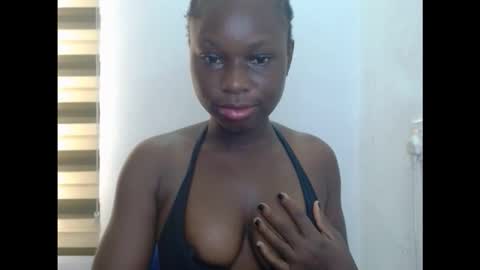 Snapshot of slutxcorn chatting on 11-30-25, 09:02 slutxcorn online show from 11-30-25, 09:02