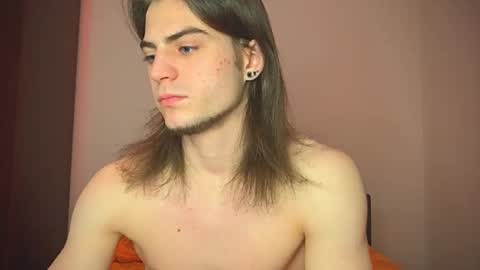 Gus online show from 02-18-25, 05:53