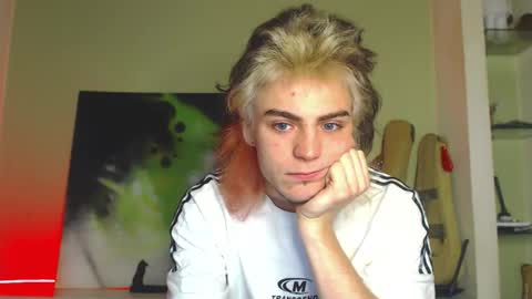 Gus online show from 09-10-25, 03:17