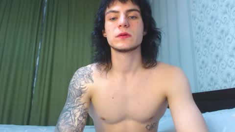 Gus online show from 10-18-25, 03:46