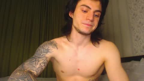 Gus online show from 10-25-25, 04:46