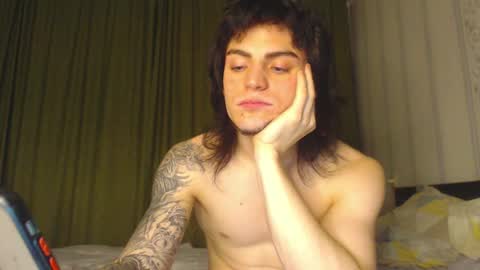 Gus online show from 11-04-25, 02:27