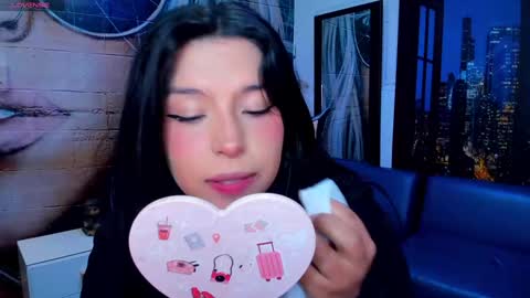 Snapshot of small__naughty chatting on 01-22-25, 02:14 Mariana Torres online show from 01-22-25, 02:14